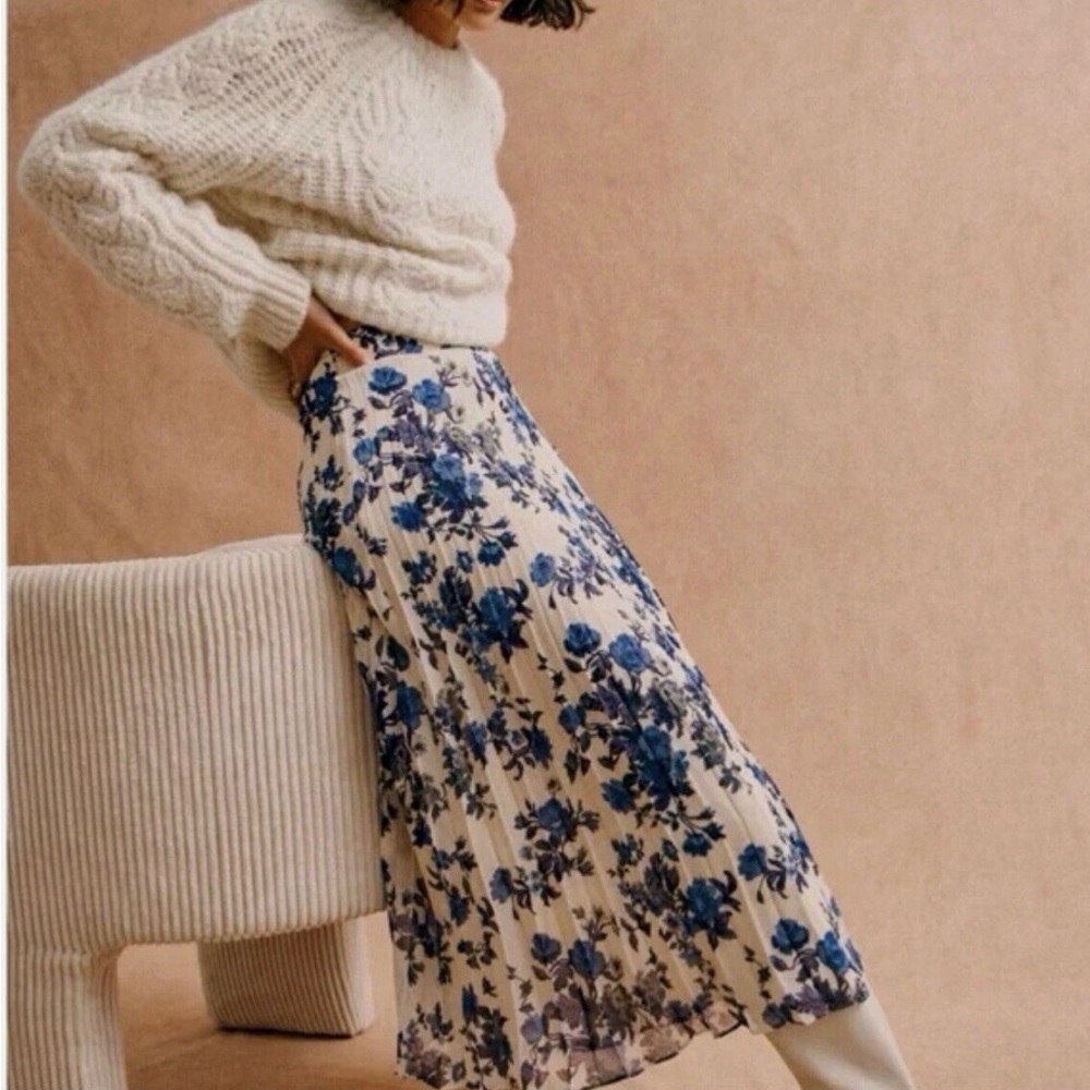 NWT Sezane Dune Skirt in Blue Flower - Size 38 or 6 US